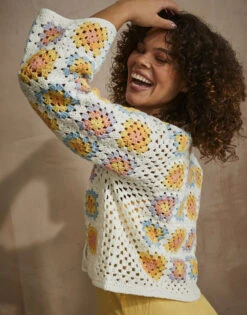 Urban Hues Cardigan Crocheted In Sirdar Stories DK - Digital Version 10740 -Black Sheep Wool 10740c c9b795b5 d66c 48ab 9cc3 68293d7c3af1