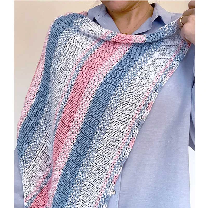 Betwixtmas Shawl 2022 - Amy In Urth Betwixed Cotton - By Urth Yarns 7 Betwixtmas Shawl 2022 - Amy In Urth Betwixed Cotton - By Urth Yarns - Image 5