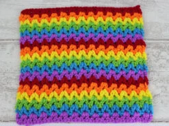 Chunky Monkey Rainbow Blanket In Scheepjes Chunky Monkey -Black Sheep Wool IMG 2284