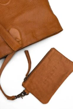 Muud Laura Bag - Whisky -Black Sheep Wool Laura Shopper Living QB 4395 14 1800x1800 74c8e9e7 5924 43e8 b3fa 06a750fbe821