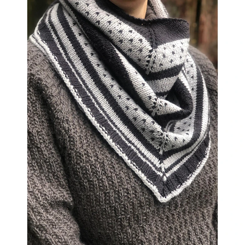 Betwixtmas Shawl 2020 - In Rowan Island Blend - By Lynne Rowe 7 Betwixtmas Shawl 2020 - In Rowan Island Blend - By Lynne Rowe - Image 5