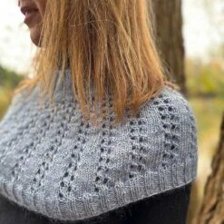 Betwixtmas 2024 Knitted Shoulder Cowl - Star Of Wonder In Fyberspates Vivacious 4ply & Rowan Kidsilk Haze By Carol Meldrum