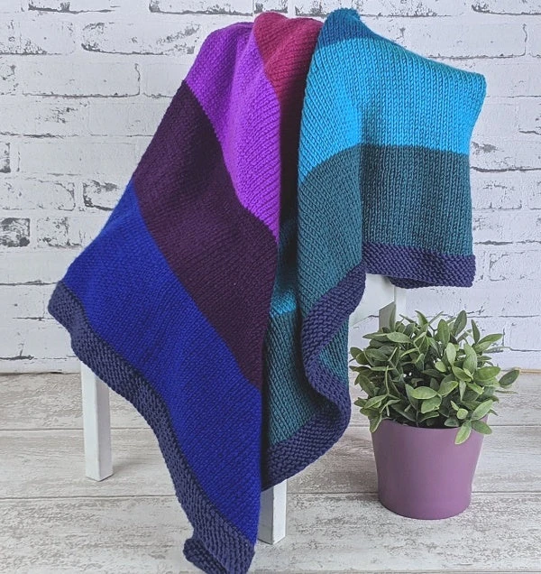 Very Berry Smoothie Knitted Blanket In Scheepjes Chunky Monkey - By Sara Geraghty 3 Very Berry Smoothie Knitted Blanket In Scheepjes Chunky Monkey - By Sara Geraghty